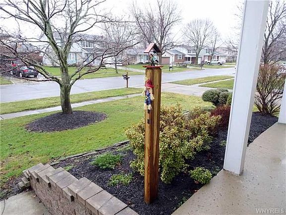 3rd image of 128 Northridge Dr