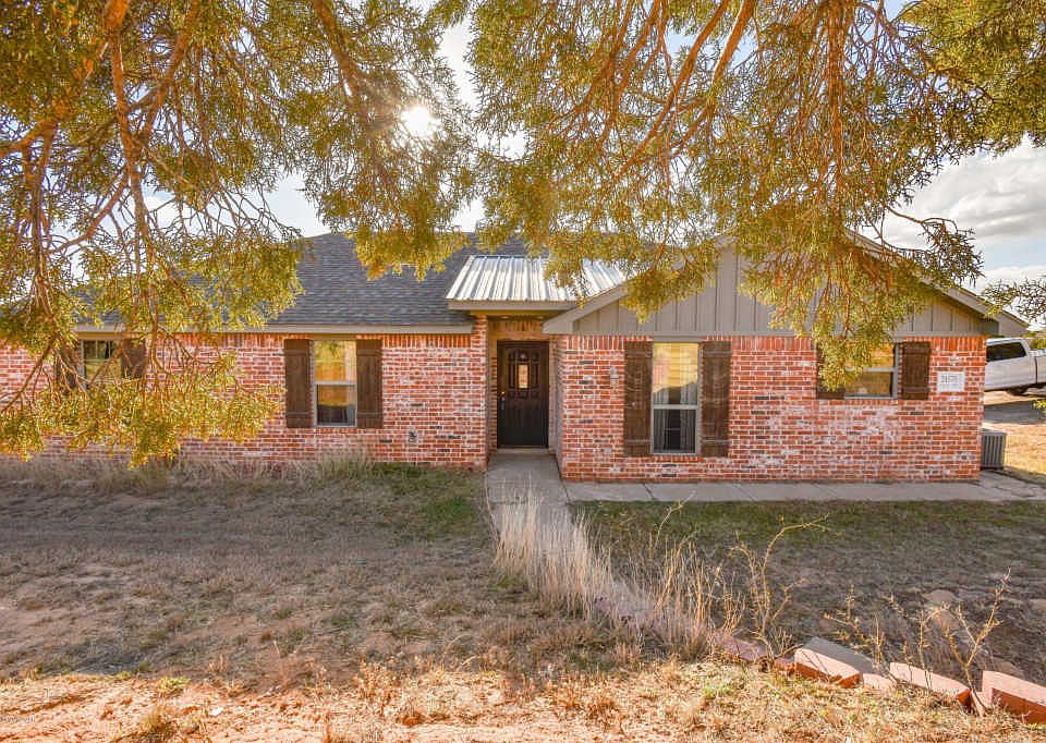 1st image of 24570 Valleyview Dr