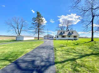 8274 Yale Bridge Rd, Rockton, IL 61072