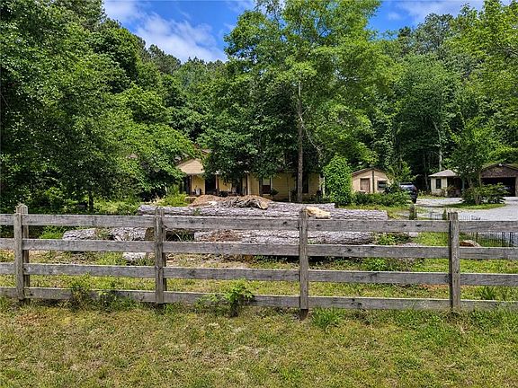 3rd image of 130 Goodman Dr