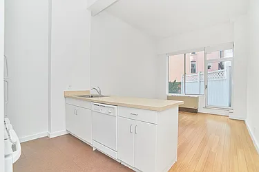 Rented by Living New York