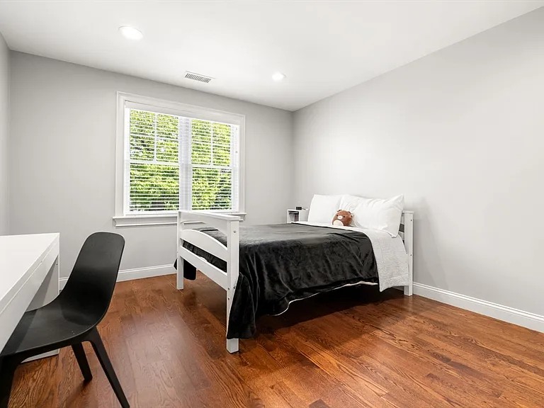 78 Waban Park #78 — Photo 11