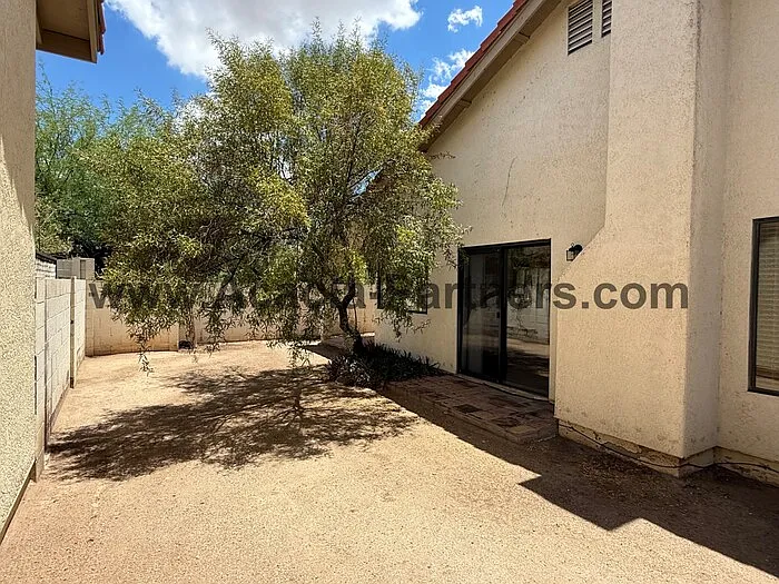 5520 N Via Umbrosa — Photo 18