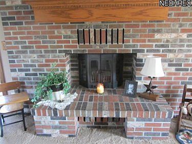 2nd image of 1631 Carriage House Dr