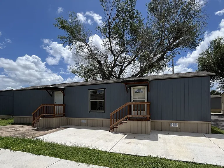 2901 E Highway 107 — Photo 66