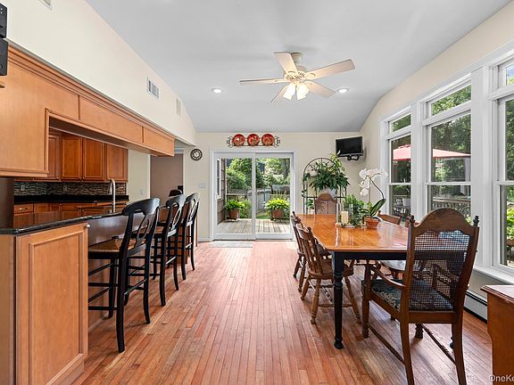 4th image of 8 Washington Avenue
