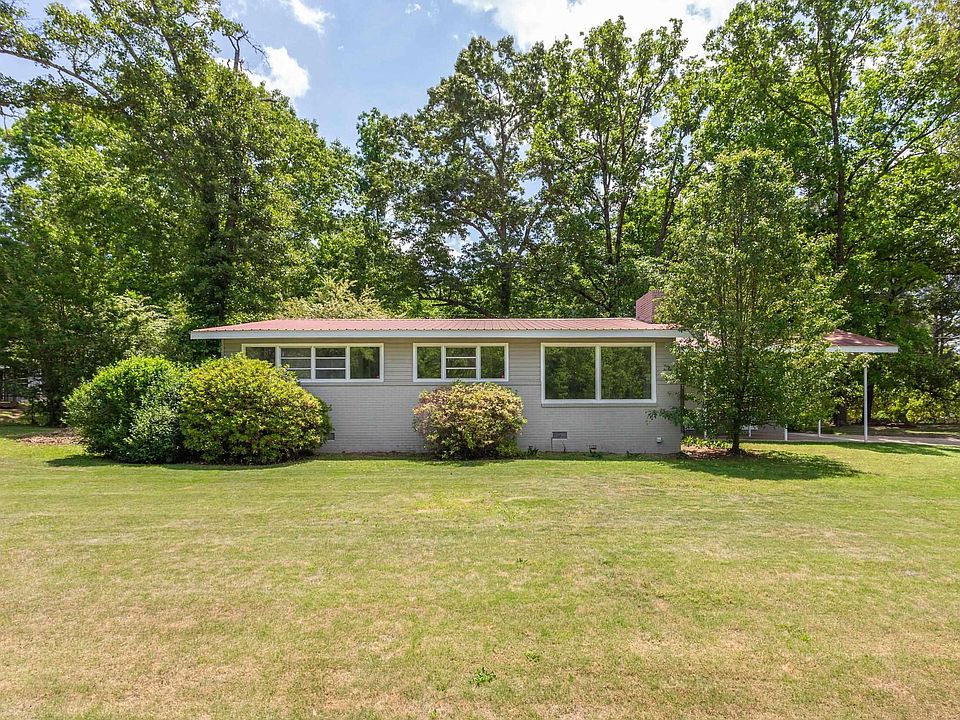 1st image of 800 Woodlock Ln