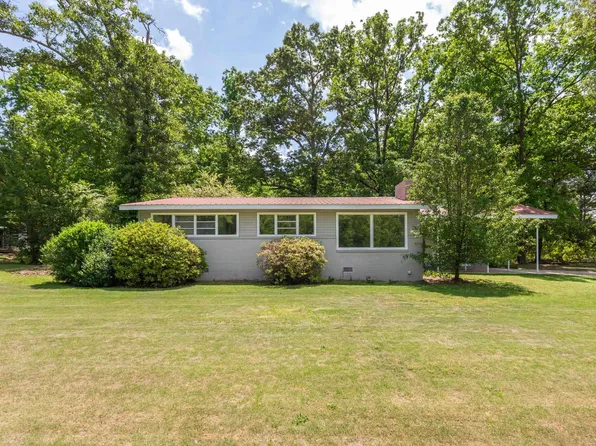 800 Woodlock Ln, Weaver, AL 36277