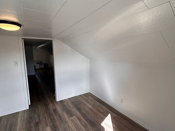 5th image of 127 1/2 Charles St #1