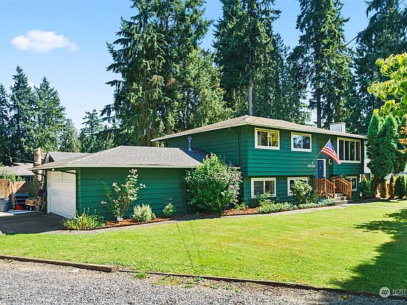 2nd image of 1630 215th Street SW
