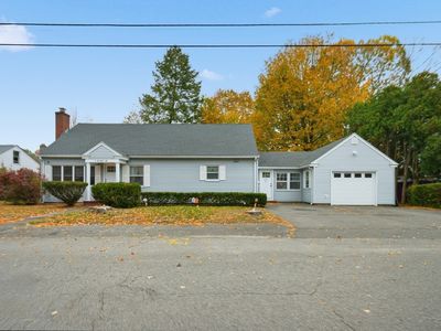2 Glen Forest Ln, Methuen, MA, 01844