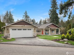 22709 SE 16th St, Sammamish, WA