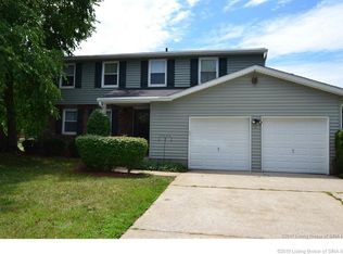 1028 Plainfield Dr, New Albany, IN 47150