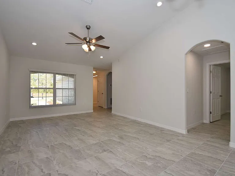 11 Buttonwood Ln #A — Photo 3