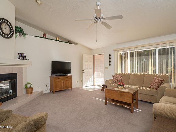 3rd image of 1554 S Mano Ln