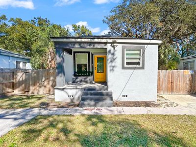 908 E Cayuga St, Tampa, FL, 33603