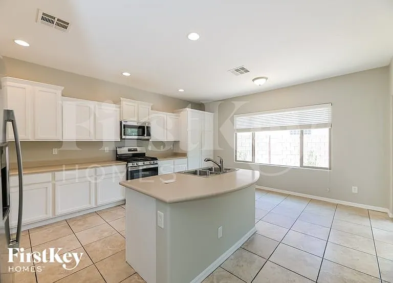 4060 Haflinger Ct — Photo 5