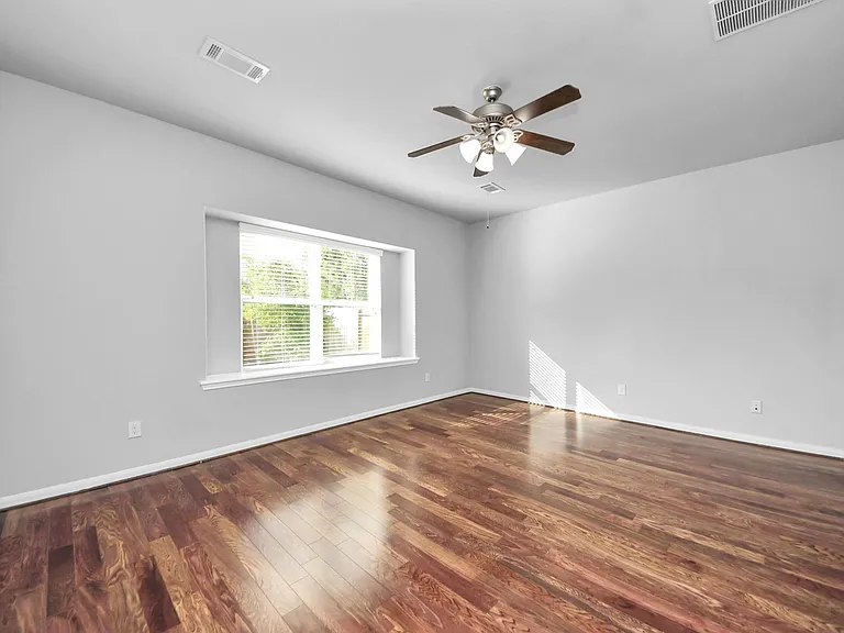 6306 Bain Dr — Photo 23