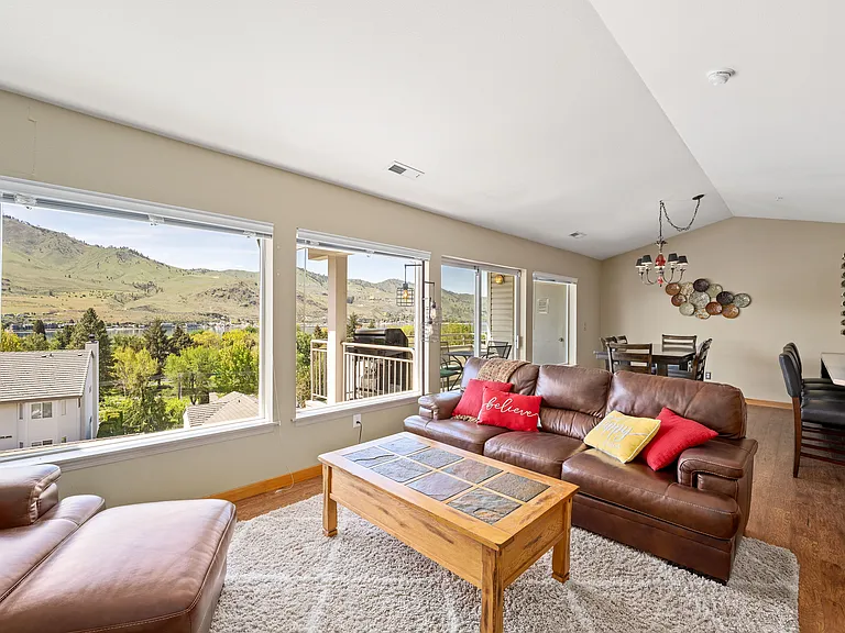 808 W Manson Rd #C303 — Photo 4