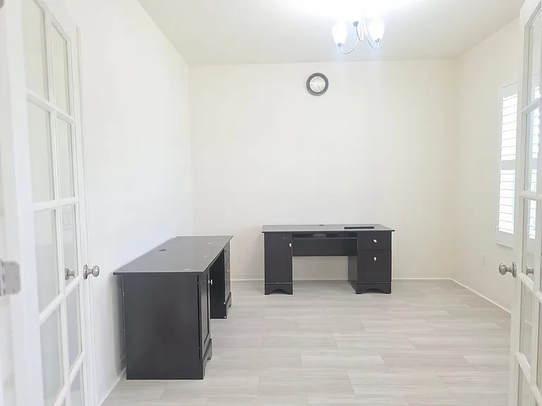 17545 Buckingham Garden Dr — Photo 6