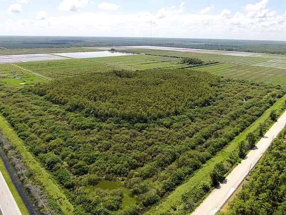 From the NW corner looking s