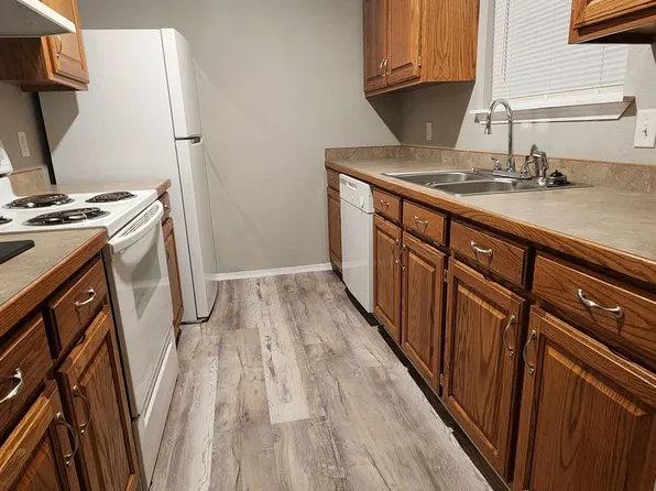 4557 E Zora St, Joplin, MO