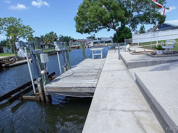 2nd image of 1930 NW 18th St