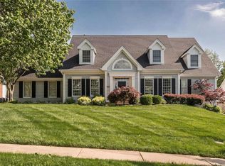 2056 Hunters Field Rd, Saint Louis, MO 63122