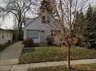 3463 S Ellen St, Milwaukee, WI 53207