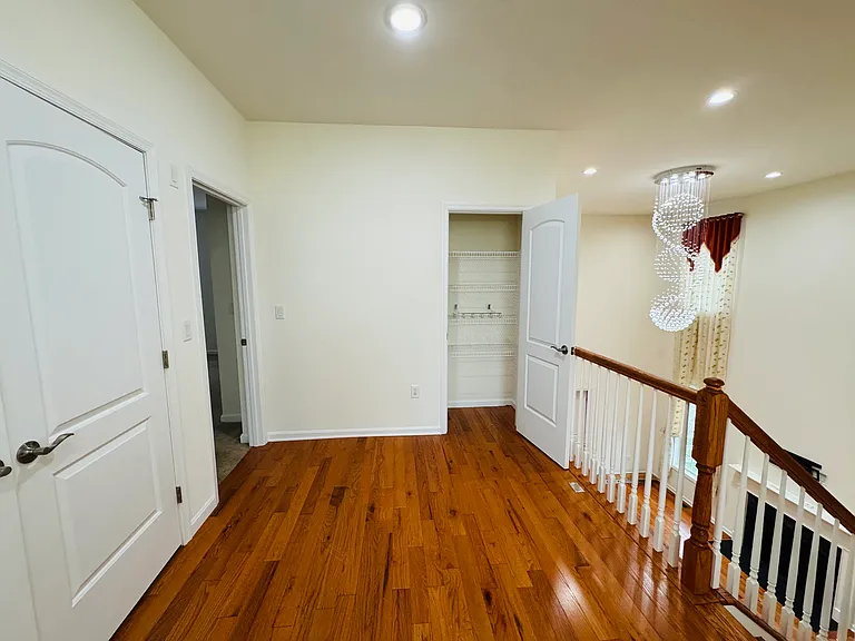 557 W Birdie Ln — Photo 13