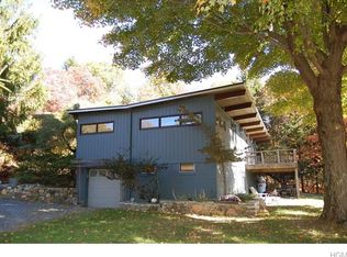 36 Mount Tom Rd, Pawling, NY 12564