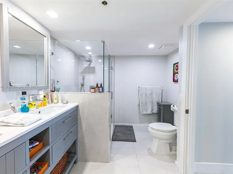 1717 N Bayshore Dr #3750 — Photo 27