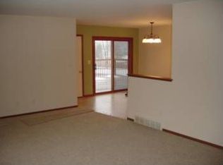 651 Ohio Ave, Oostburg, WI 53070