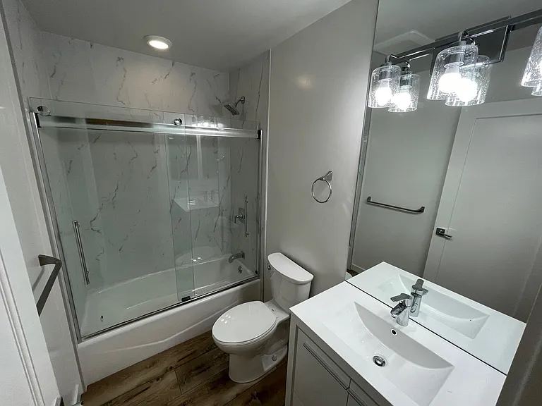 1945 Washington St #203 — Photo 10