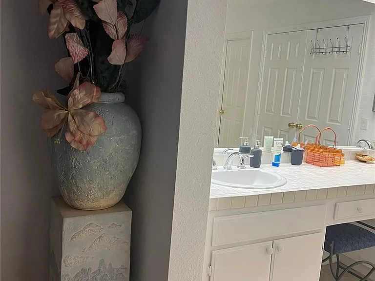 76913 Morocco Rd — Photo 50