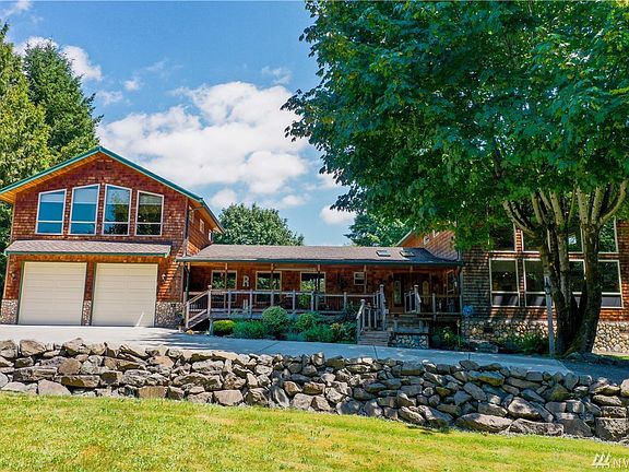 4041 sqft house on 1 acre with attached dream 4+ car garage, detached shop  R/V and boat storage, basketball/sport court. private quiet peaceful front and back yards. 2 driveways to property.