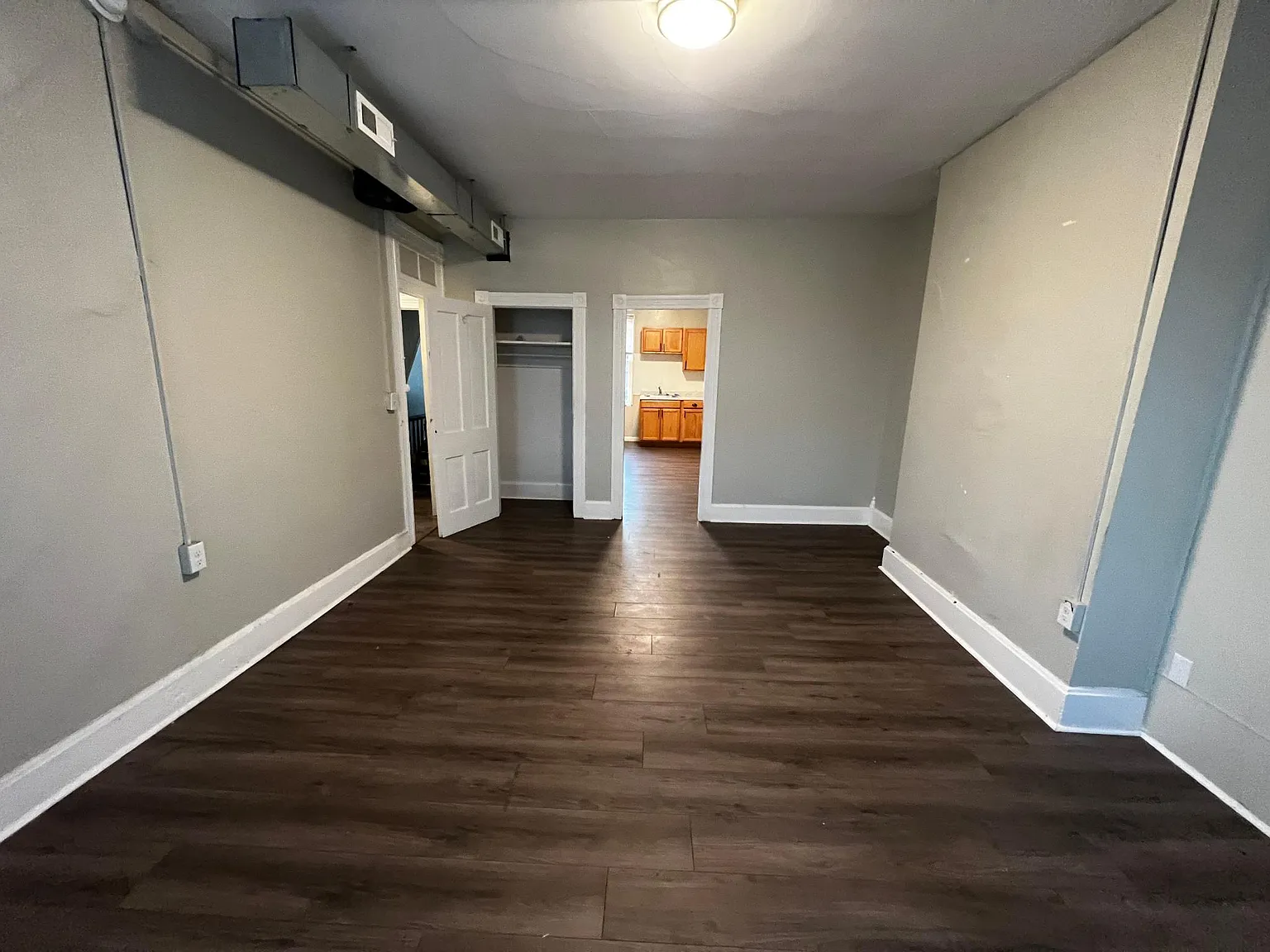 224 E Harrison St — Photo 1