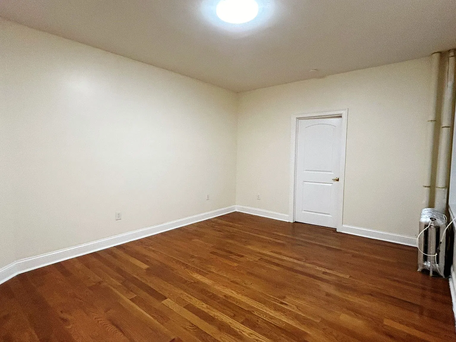 15 Gifford Ave — Photo 3