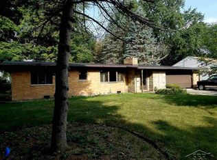 2263 McEwan St, Saginaw, MI 48602