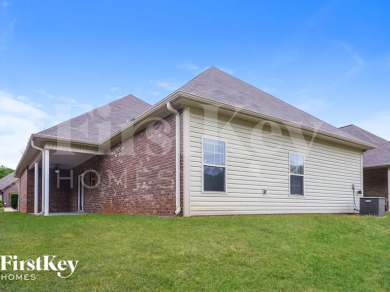 8253 Owen Park Dr — Photo 14