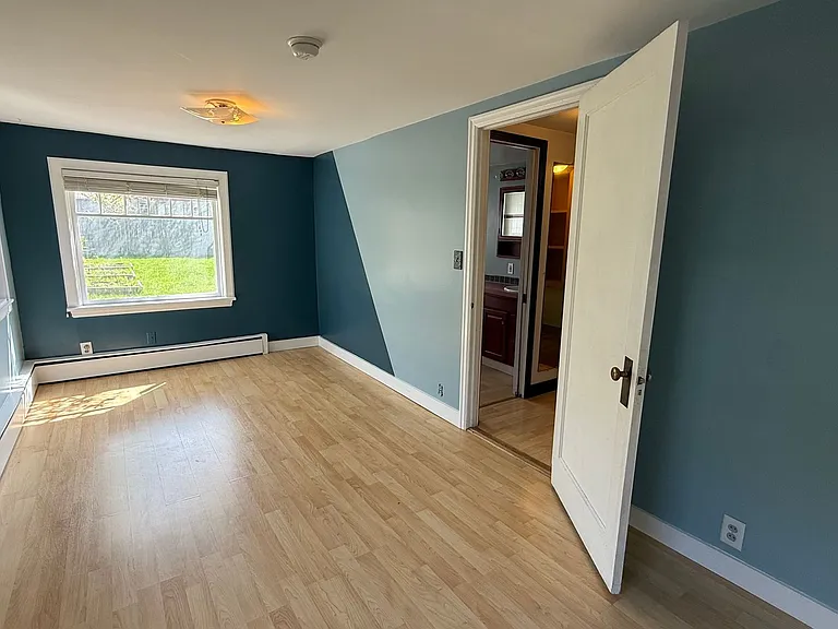 808 W 19th Ave — Photo 17