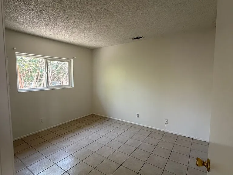 82377 Rebecca Dr — Photo 13