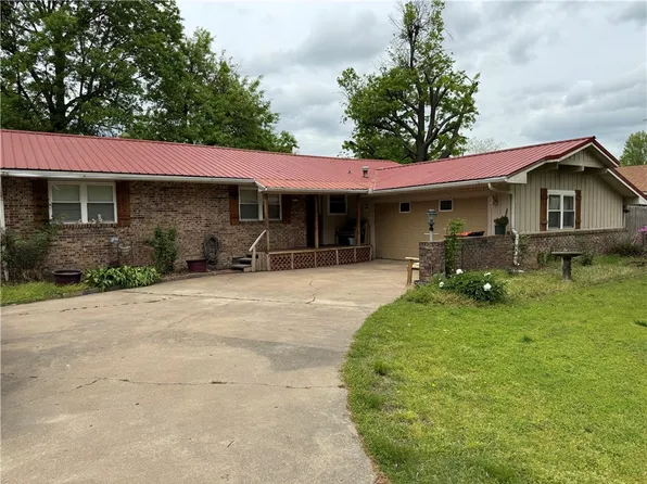 714 Henryetta St, Springdale, AR 72762