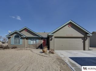 980 County Road West S #1221, Fremont, NE 68025