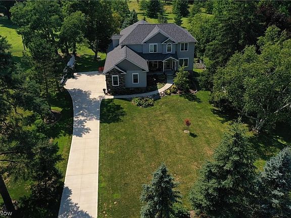 5th image of 7640 Hopkins Rd