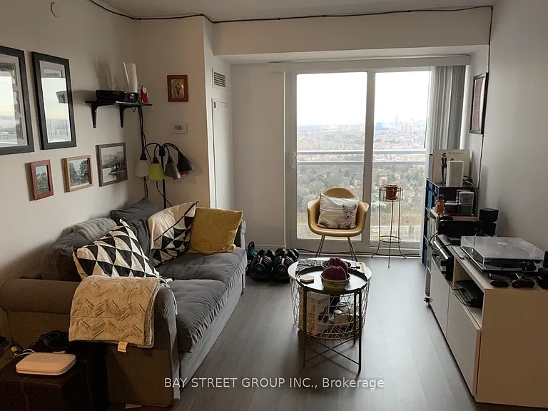 255 Village Green Sq #2805 — Photo 10