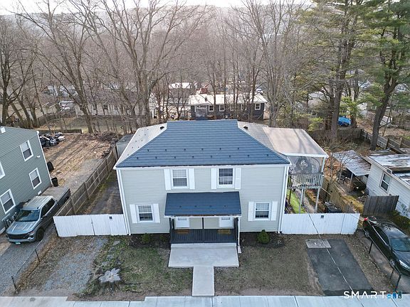 2nd image of 4 Hilltop Road