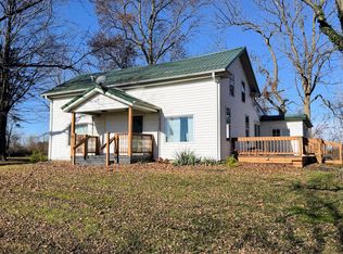 5303 E Bootjack Rd, Rolling Prairie, IN 46371