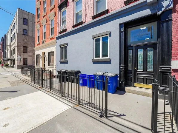 402 Grand Street image 20 of 20