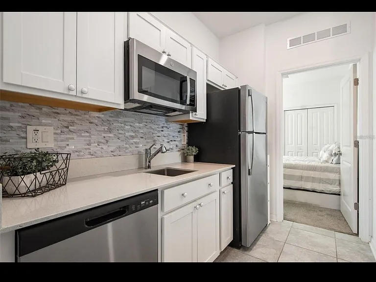 1172 Tyler Loop #1 — Photo 1